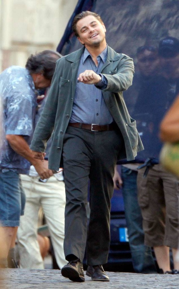 Leo Strutting meme about school